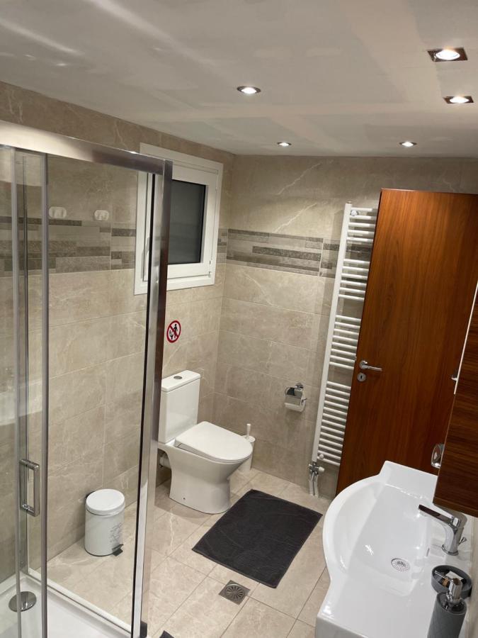 Luxury With Sauna And Free Parking Near Acropolis Athens Ngoại thất bức ảnh